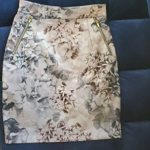 Floral Print pencil skirt